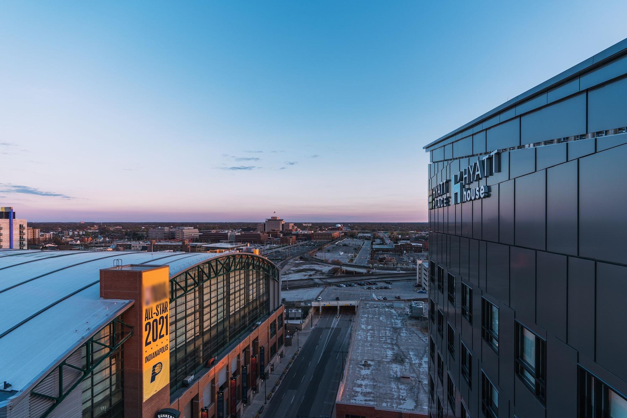 Отель Hyatt House Indianapolis Downtown Экстерьер фото