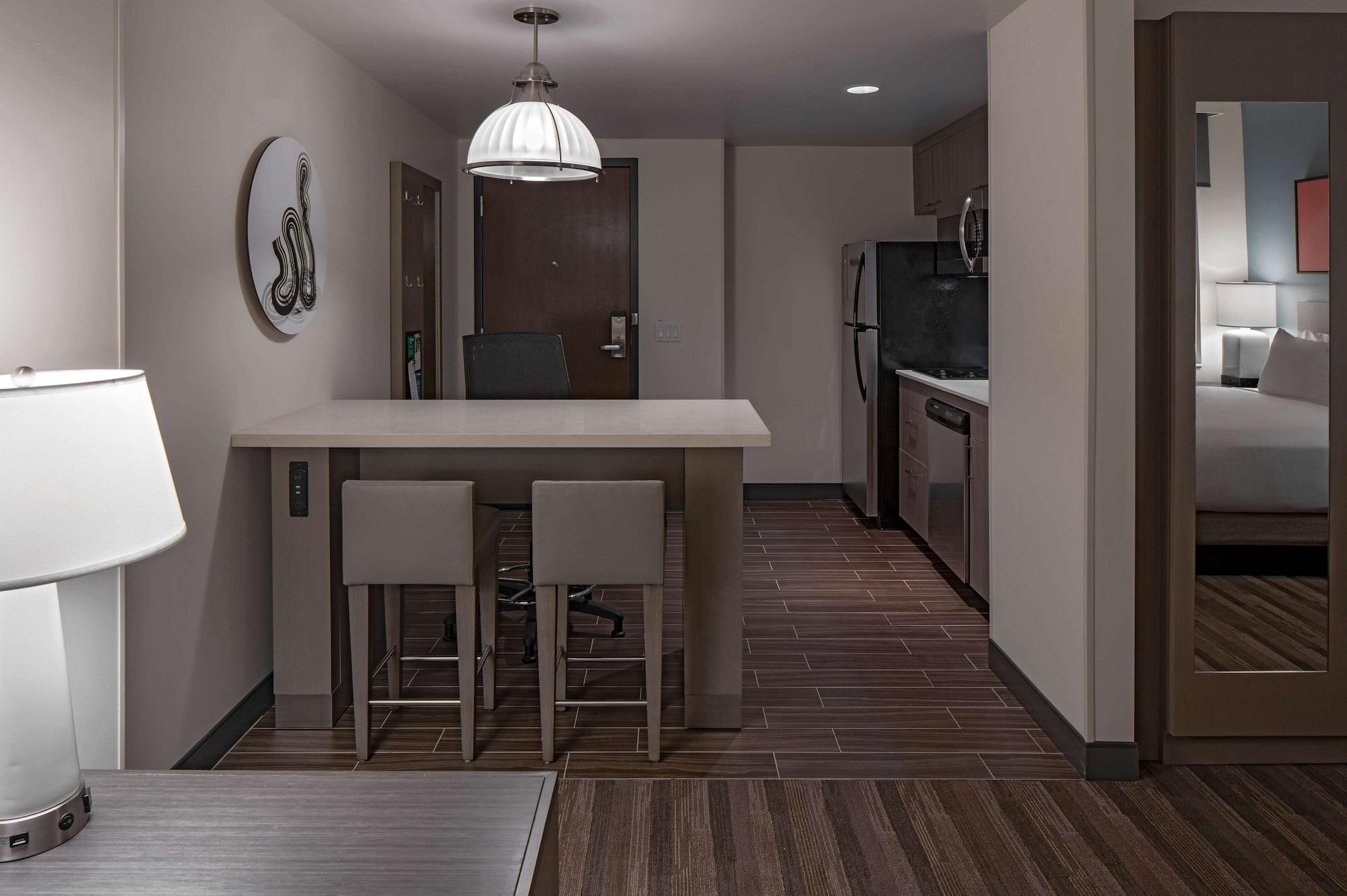 Отель Hyatt House Indianapolis Downtown Экстерьер фото