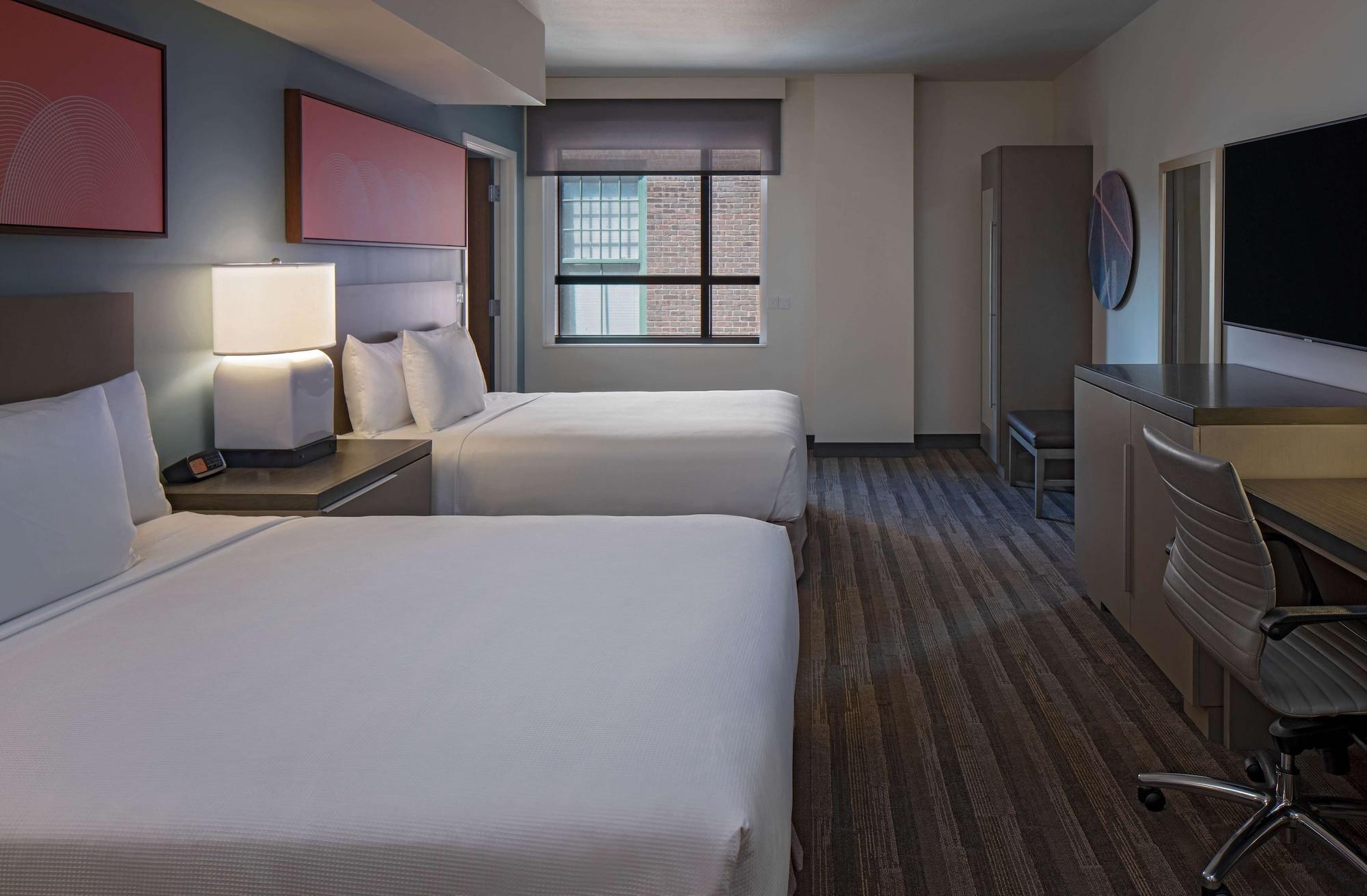 Отель Hyatt House Indianapolis Downtown Экстерьер фото