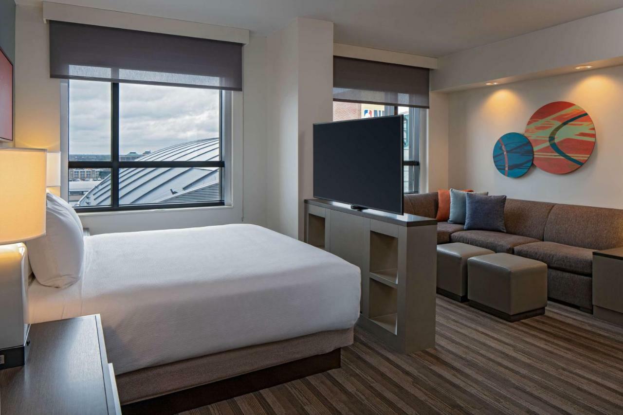 Отель Hyatt House Indianapolis Downtown Экстерьер фото